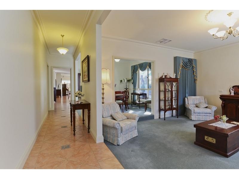 36 Marnie Road, Kennington VIC 3550