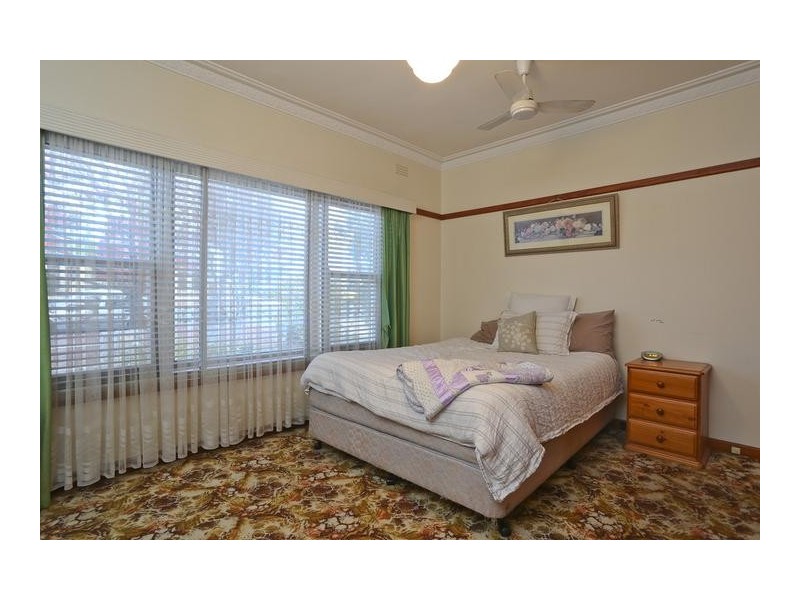 28 Somerville Street, Flora Hill VIC 3550