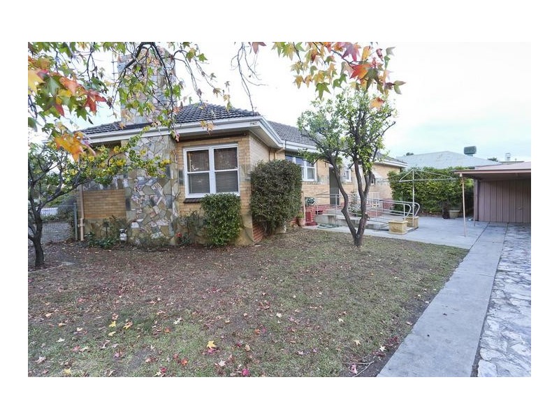 28 Somerville Street, Flora Hill VIC 3550