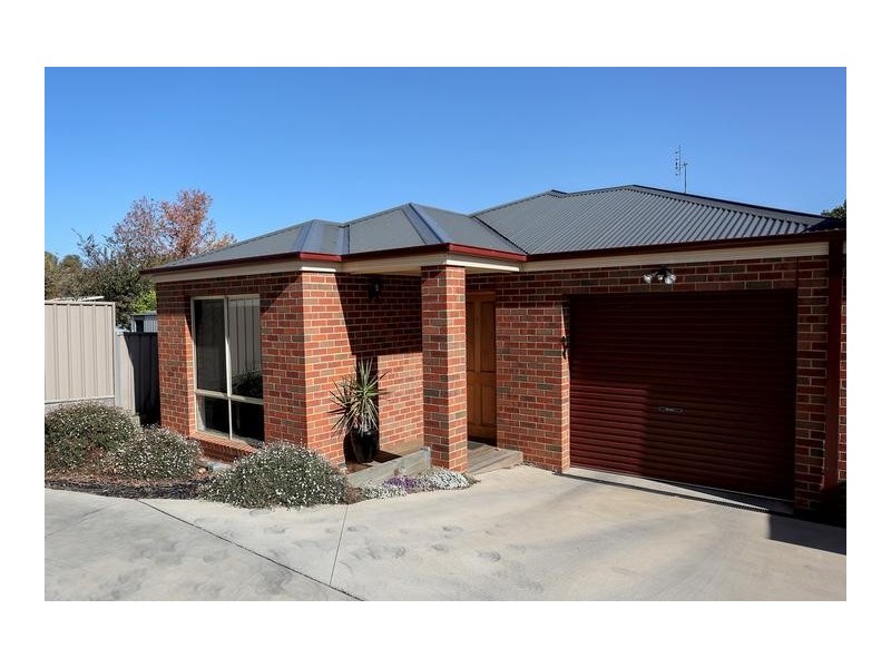 3/28A Church Street, Kangaroo Flat VIC 3555
