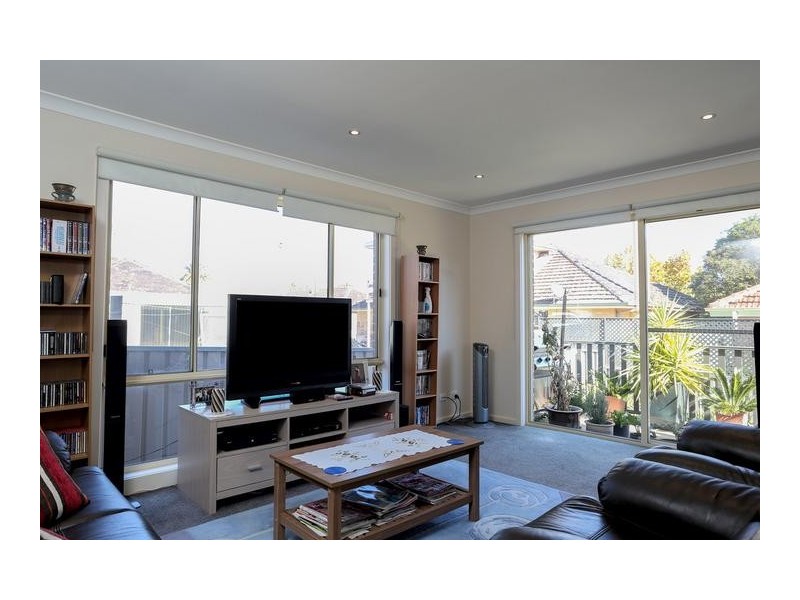 3/28A Church Street, Kangaroo Flat VIC 3555