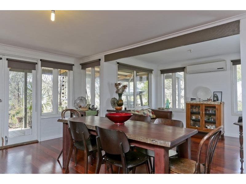 69 Knotts Lane, Junortoun VIC 3551