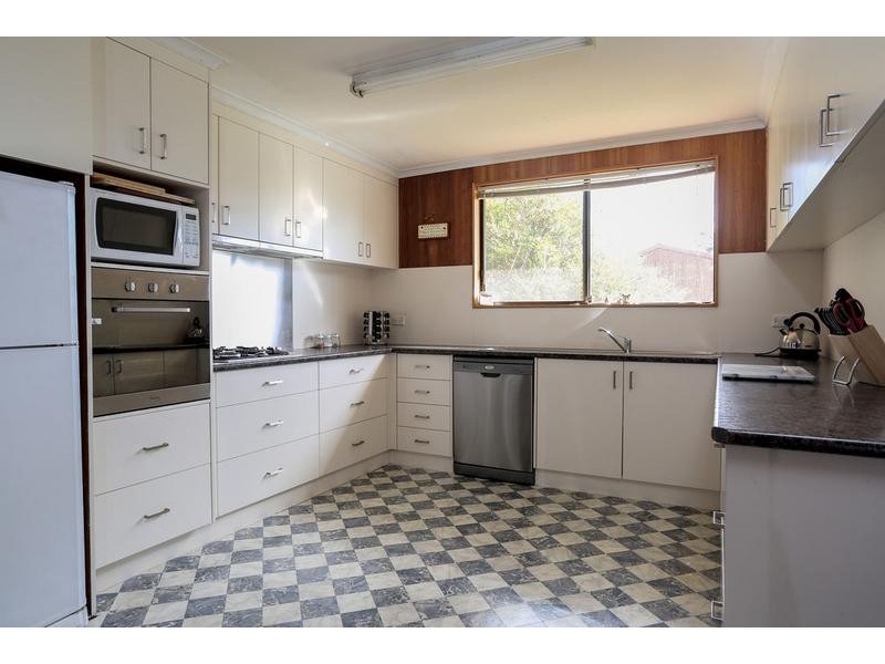 14 Watson Avenue, Eaglehawk VIC 3556