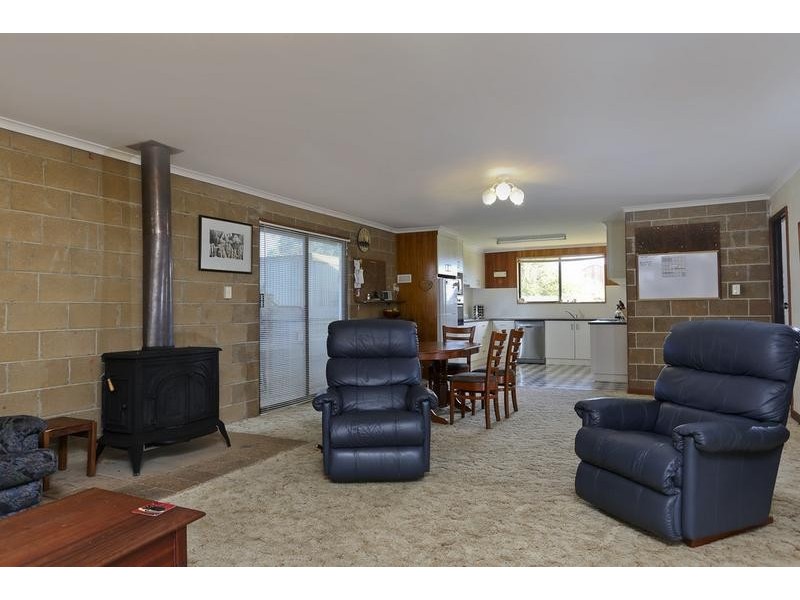 14 Watson Avenue, Eaglehawk VIC 3556