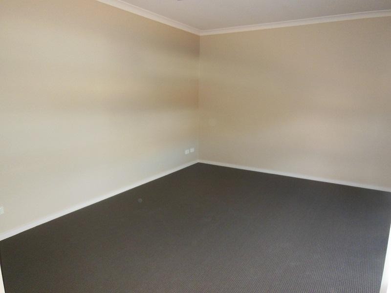 19 Londonderry Way, Epsom VIC 3551