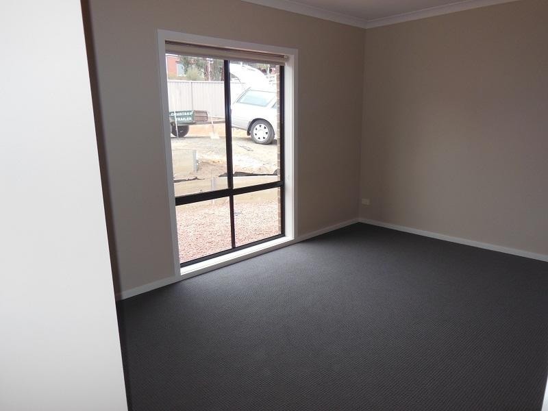 19 Londonderry Way, Epsom VIC 3551