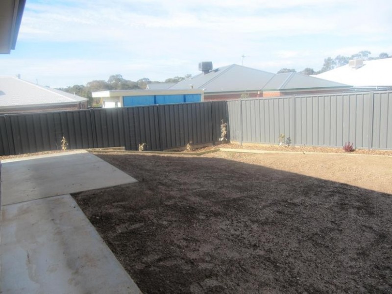 9 Riversdale Avenue, Eaglehawk VIC 3556