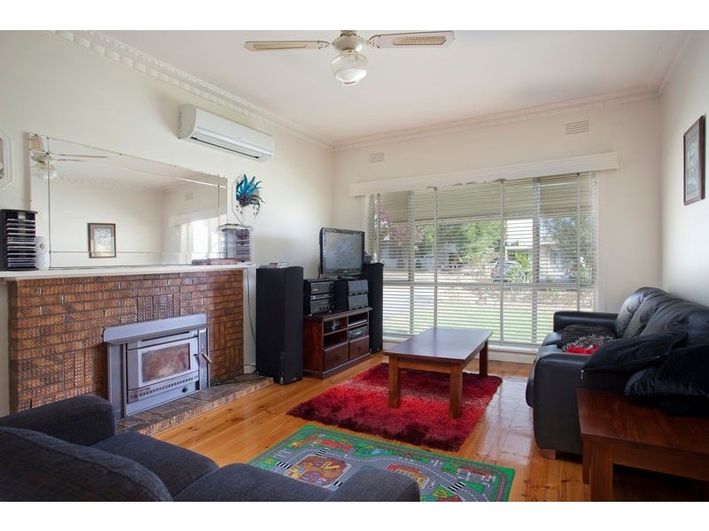 17 Mafeking Street, Kennington VIC 3550