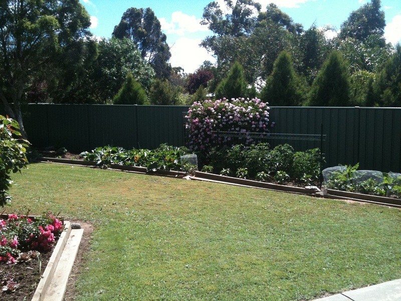8 Park Avenue, Golden Square VIC 3555