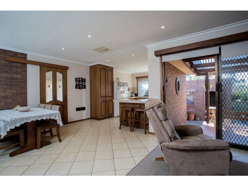 20 Balmoral Drive, Golden Square VIC 3555