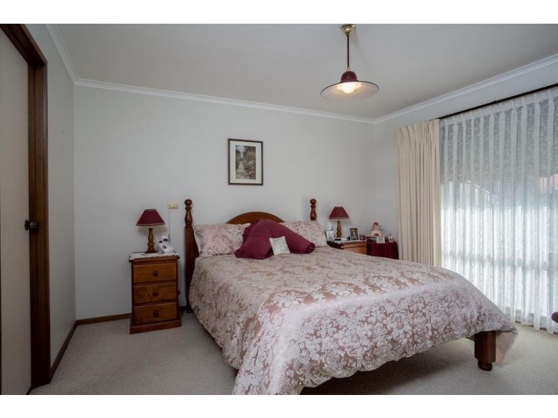 20 Balmoral Drive, Golden Square VIC 3555