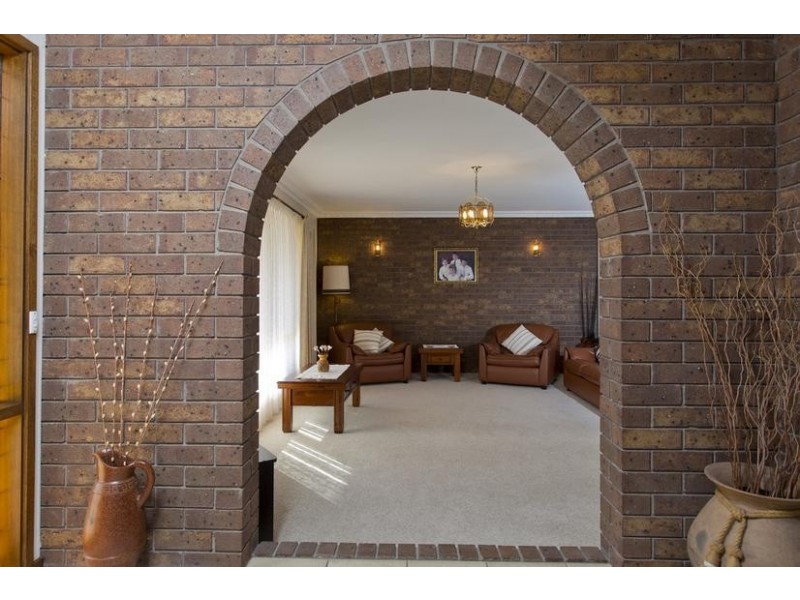 20 Balmoral Drive, Golden Square VIC 3555