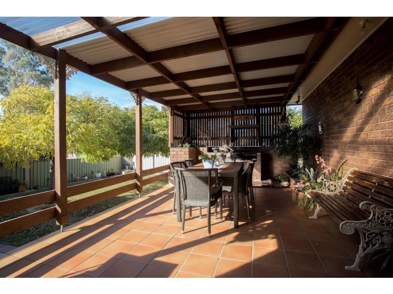 20 Balmoral Drive, Golden Square VIC 3555