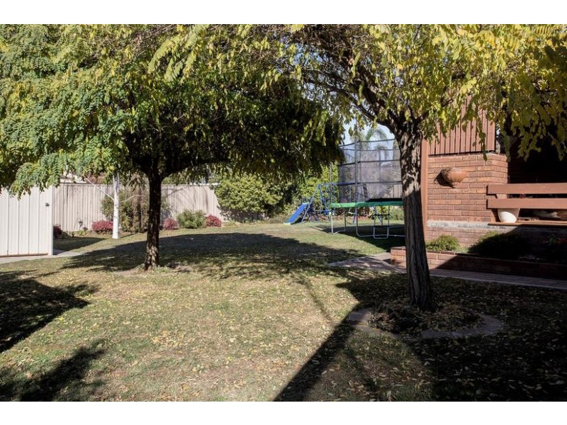 20 Balmoral Drive, Golden Square VIC 3555