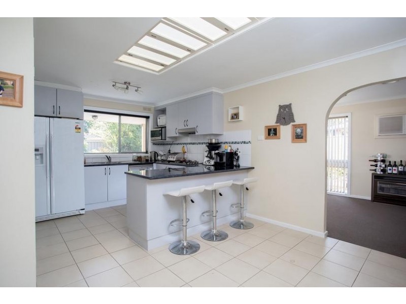 3 Kunzea Court, Spring Gully VIC 3550