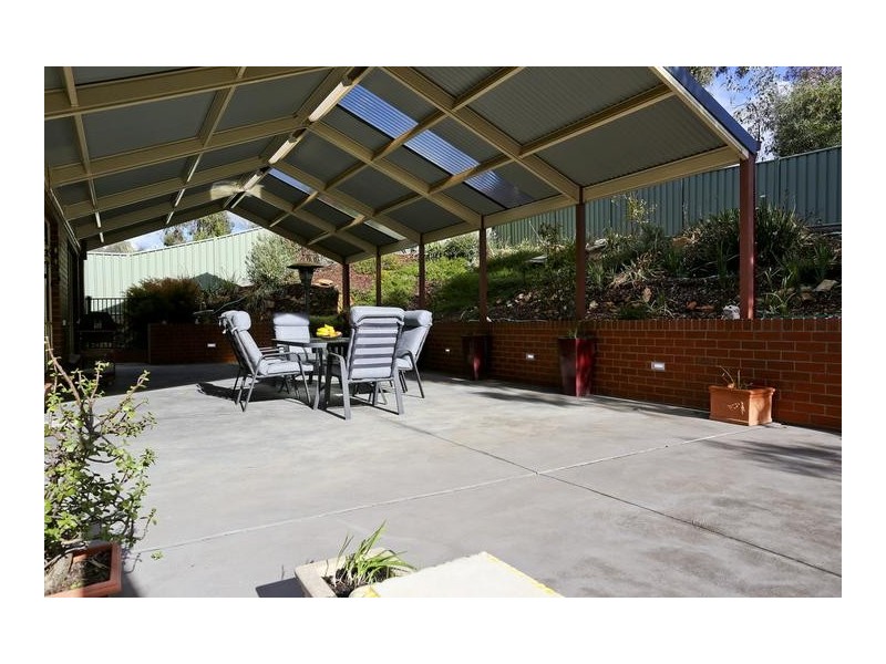 30 Keogh Drive, Spring Gully VIC 3550