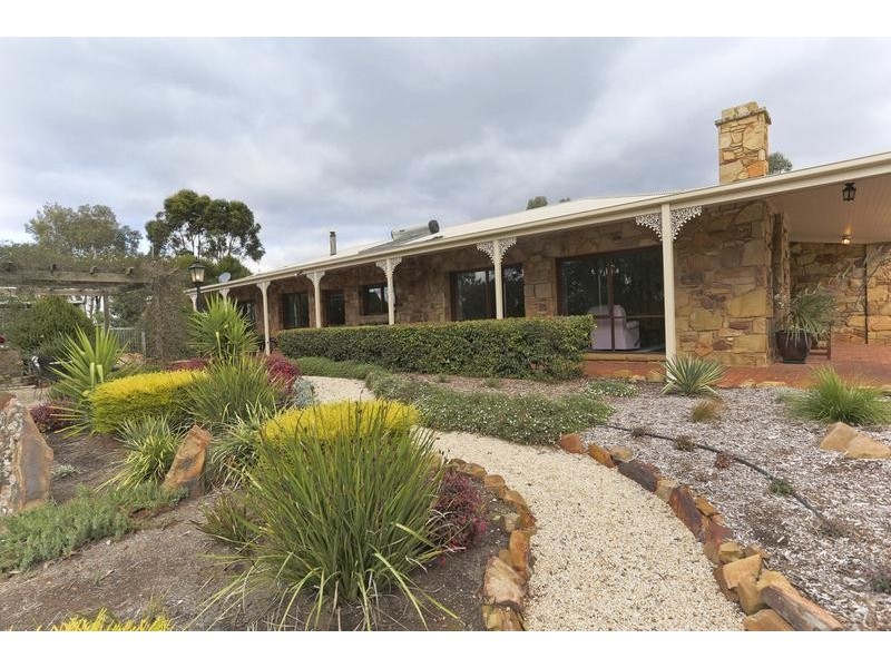 256 Canny Road, Axedale VIC 3551