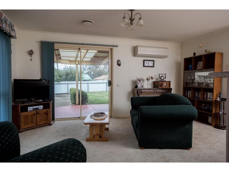 2 Jakem Court, Eaglehawk VIC 3556