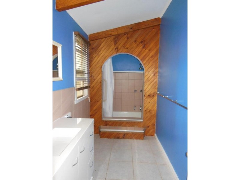 256 Eaglehawk Road, Bendigo VIC 3550