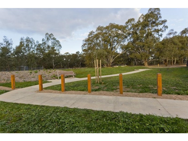 8 Perry Lane, Bendigo VIC 3550