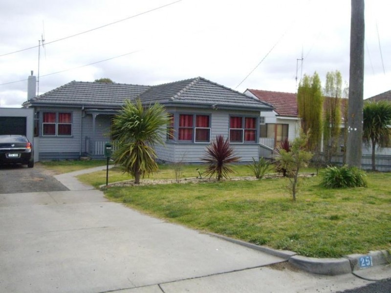 25 Day Street, Bendigo VIC 3550