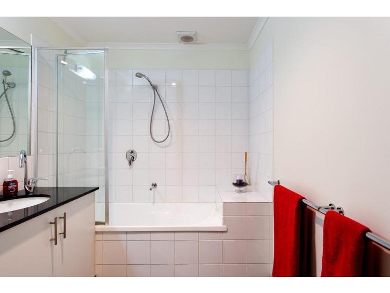 1 Hoskins Street, Quarry Hill VIC 3550