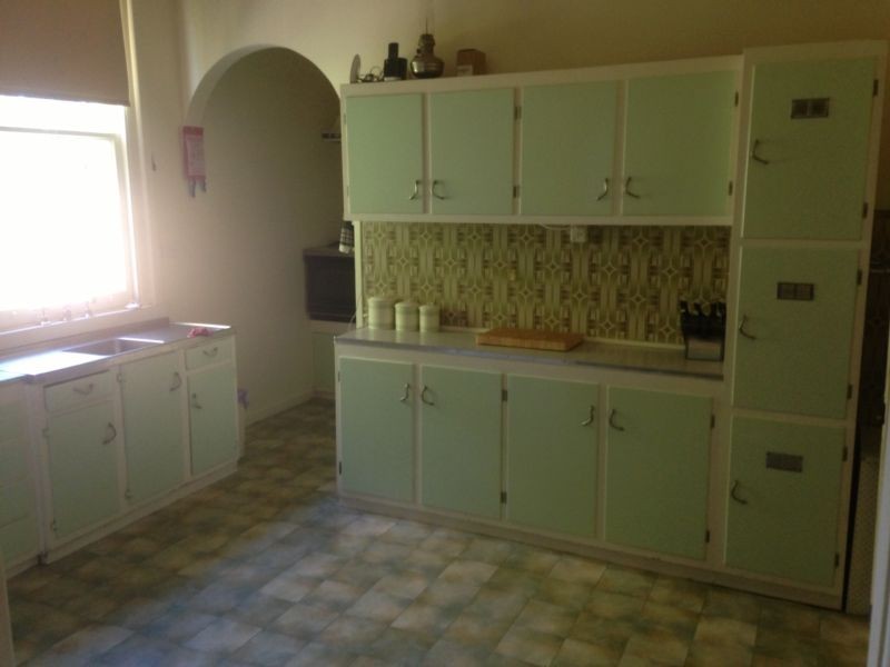 27 Reginald Street, Quarry Hill VIC 3550