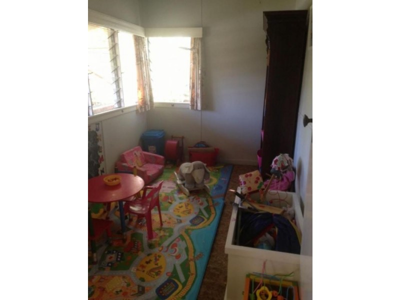 27 Reginald Street, Quarry Hill VIC 3550