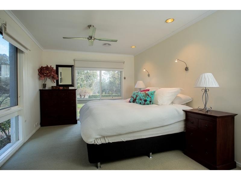 14 Mannix Lane, Mandurang VIC 3551