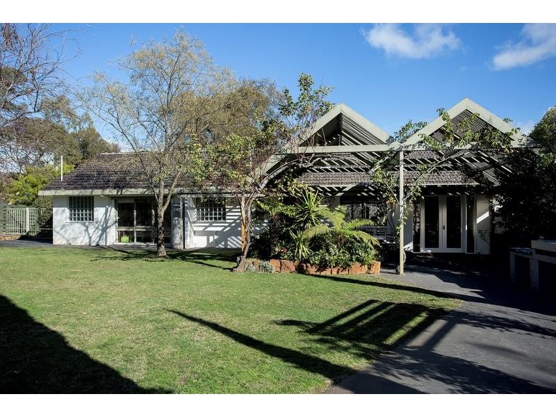 14 Mannix Lane, Mandurang VIC 3551