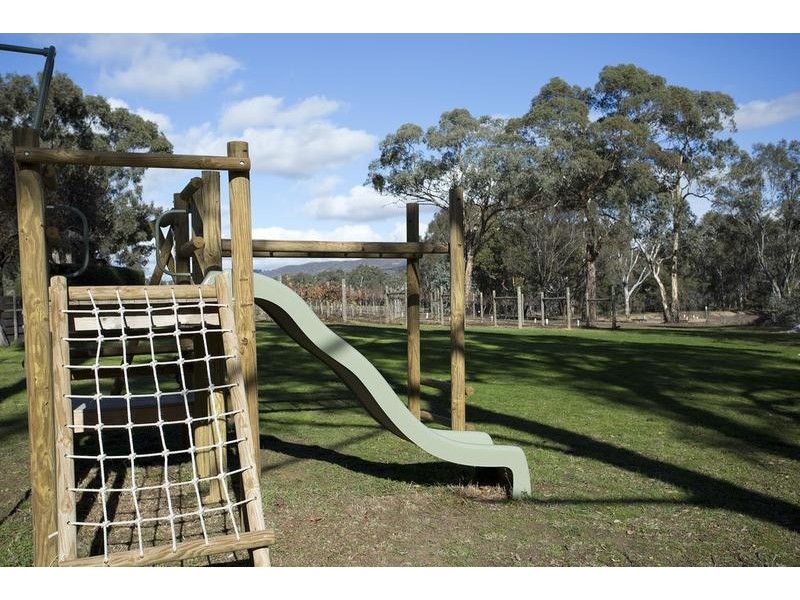 14 Mannix Lane, Mandurang VIC 3551