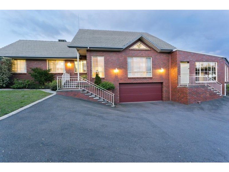 2 Sterry Street, Golden Square VIC 3555