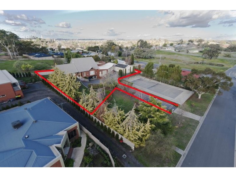2 Sterry Street, Golden Square VIC 3555