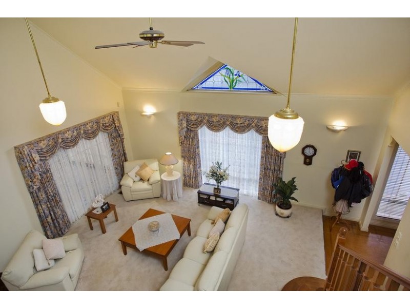 2 Sterry Street, Golden Square VIC 3555