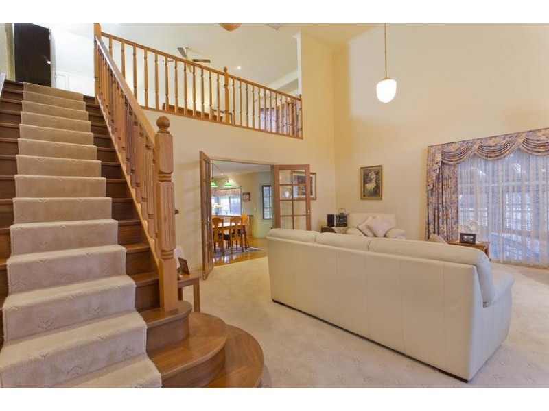 2 Sterry Street, Golden Square VIC 3555