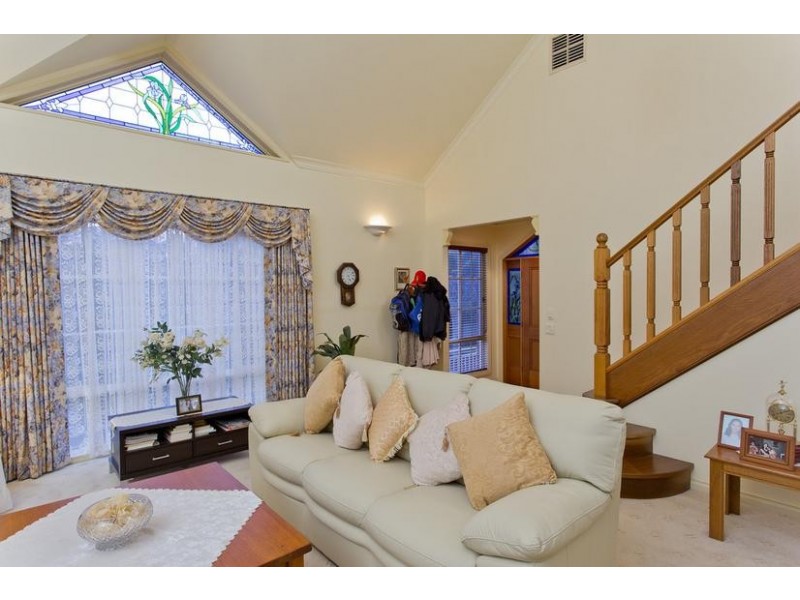 2 Sterry Street, Golden Square VIC 3555