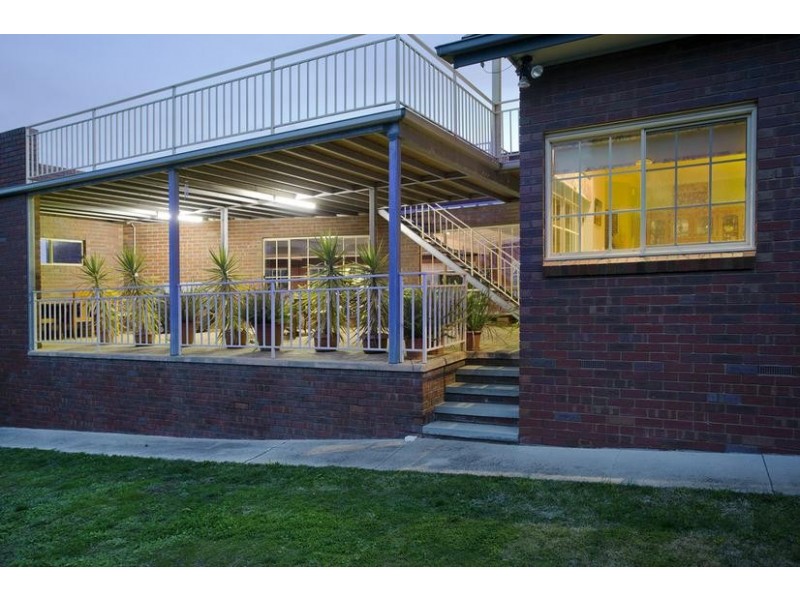 2 Sterry Street, Golden Square VIC 3555