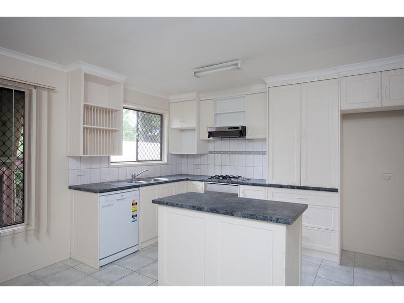 4 Yandong Street, White Hills VIC 3550