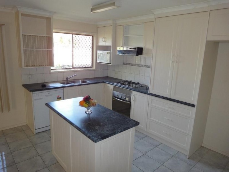 4 Yandong Street, White Hills VIC 3550