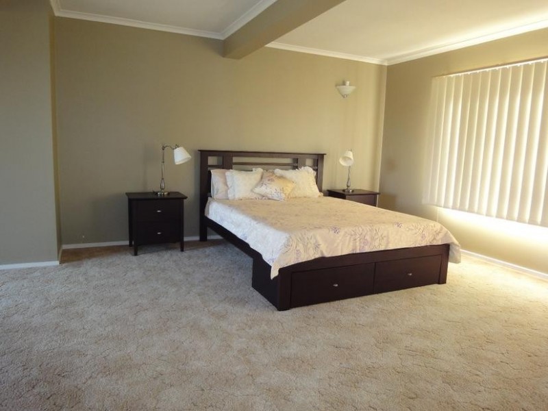 4 Yandong Street, White Hills VIC 3550