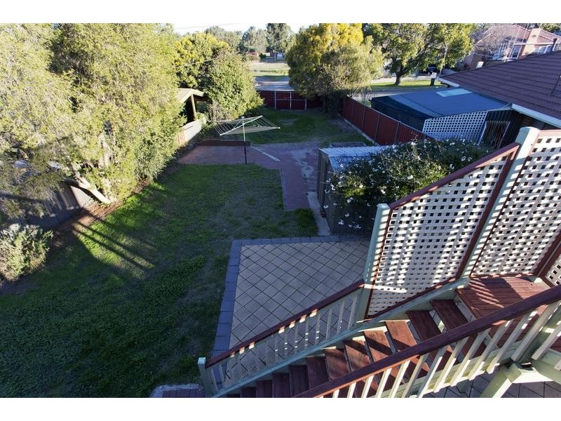 4 Yandong Street, White Hills VIC 3550