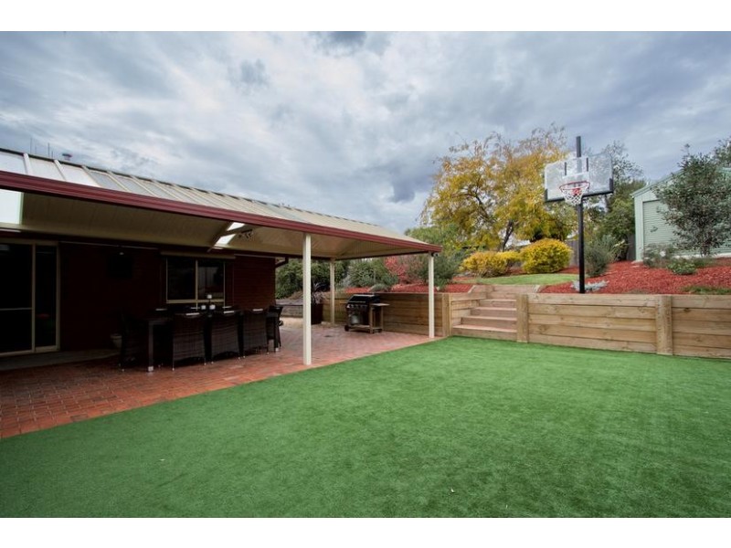 22 Greenwood Drive, Kennington VIC 3550