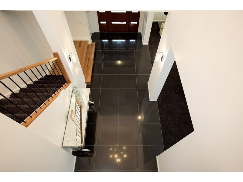 8 Federation Terrace, Kennington VIC 3550