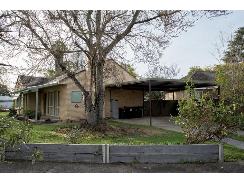 10 Pleasant Vale Crescent, Flora Hill VIC 3550