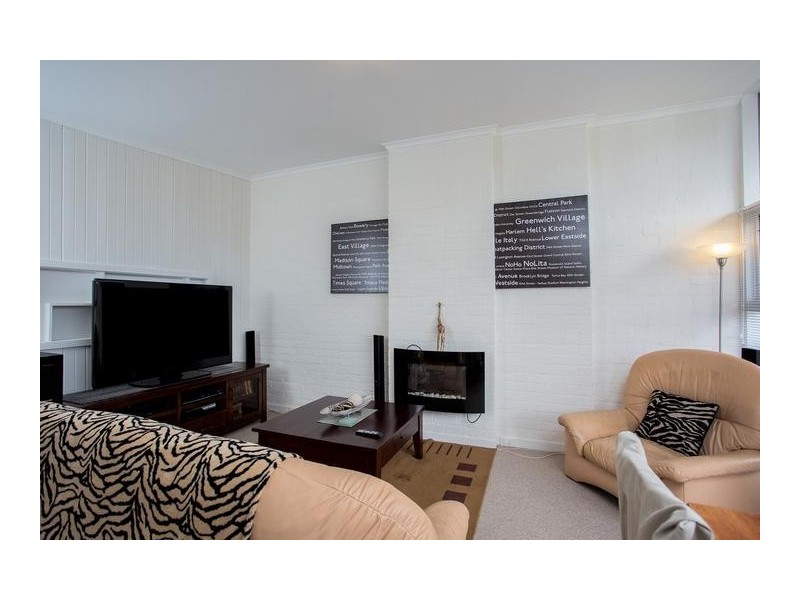 7 Clarence Avenue, Kennington VIC 3550