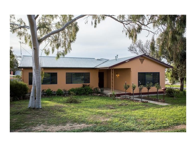 2 Buckie Street, Long Gully VIC 3550