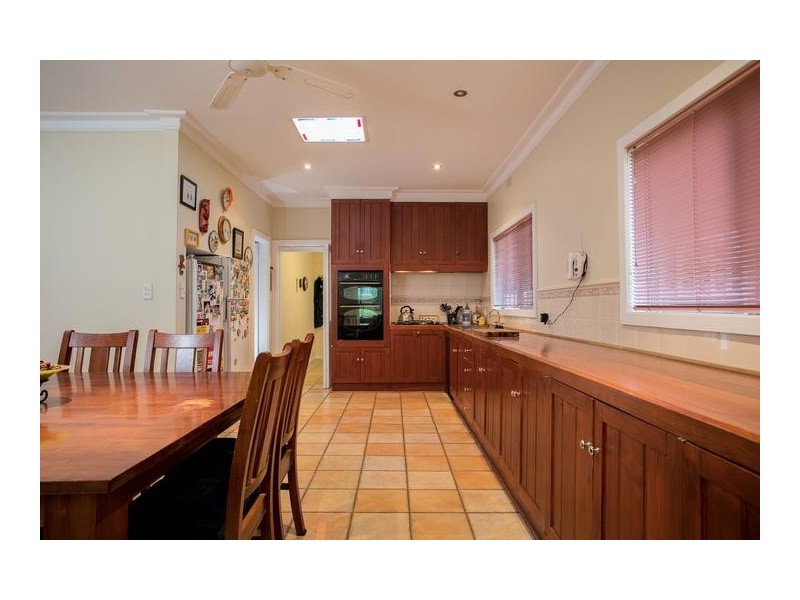 2 Buckie Street, Long Gully VIC 3550