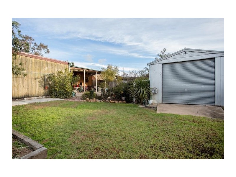 2 Buckie Street, Long Gully VIC 3550