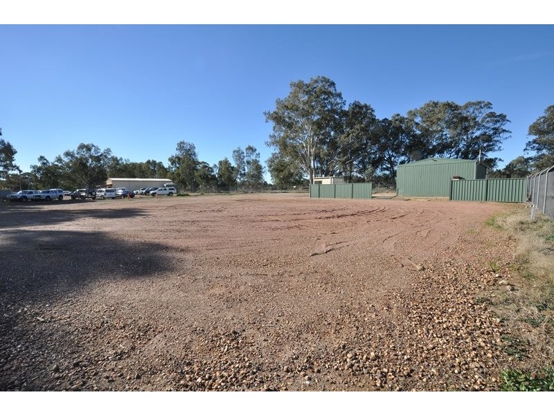 92-96A Midland Highway, Bendigo VIC 3550