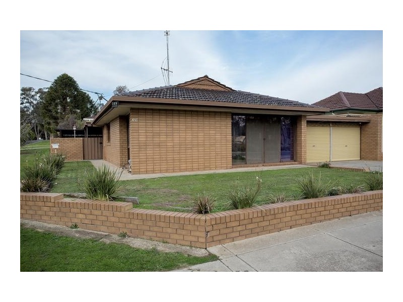 309 High Street, Kangaroo Flat VIC 3555